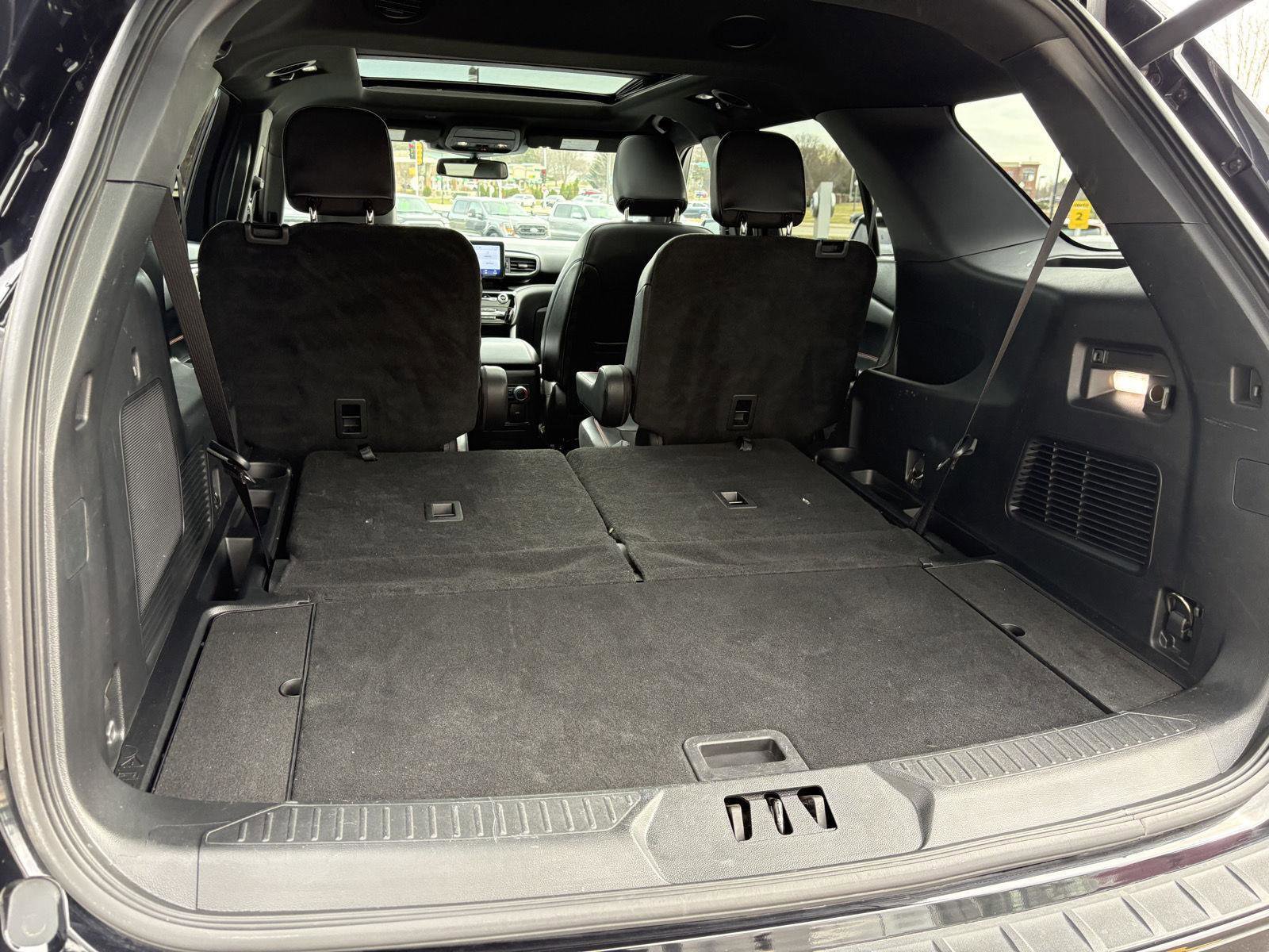 Certified 2022 Ford Explorer ST-Line w/ Class IV Trailer Tow Package image 20