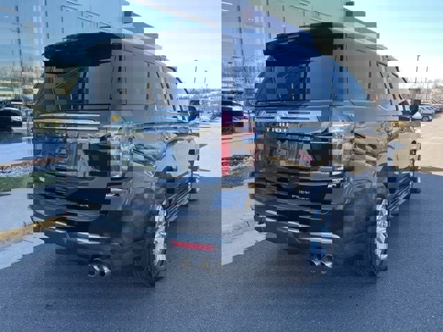 Used 2023 Chevrolet Tahoe Premier image 5