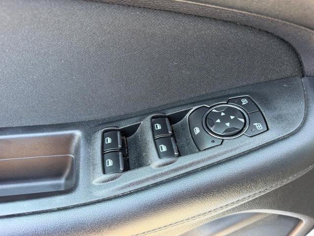 Certified 2019 Ford Edge SE FWD image 18