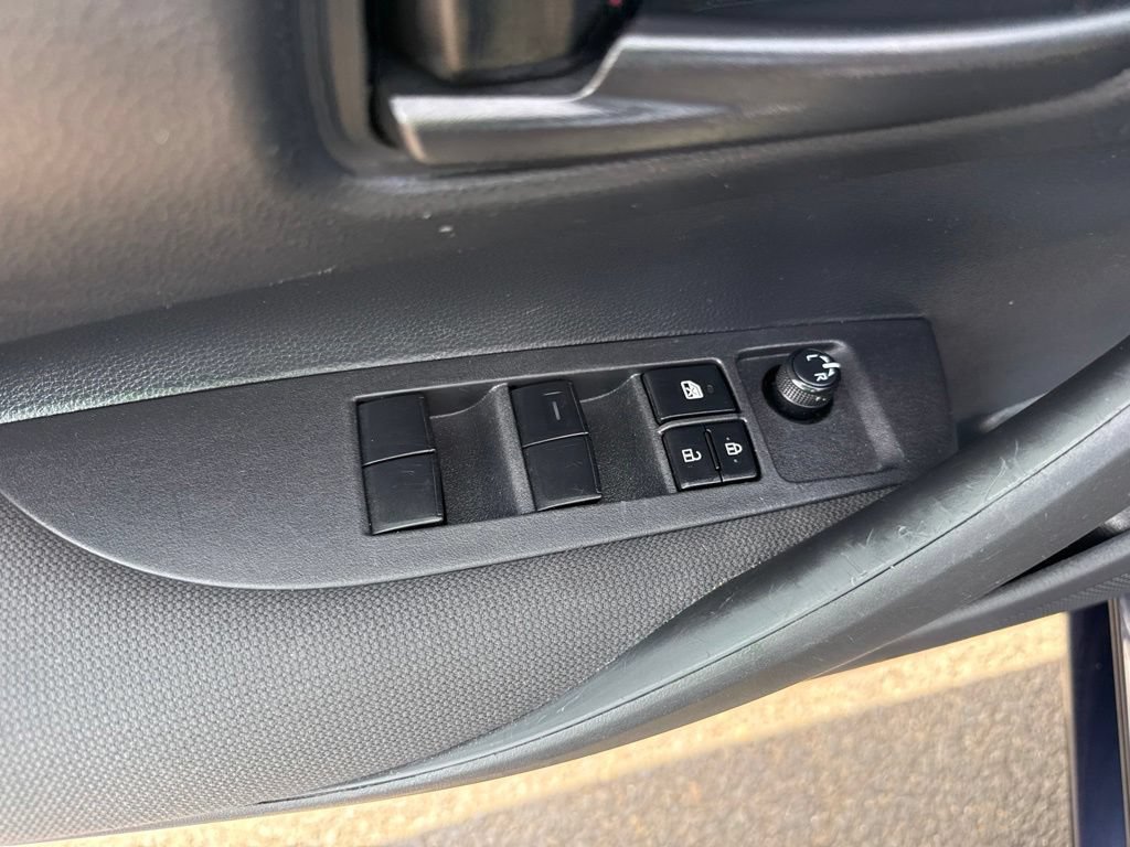 Used 2024 Toyota Corolla LE FWD image 15