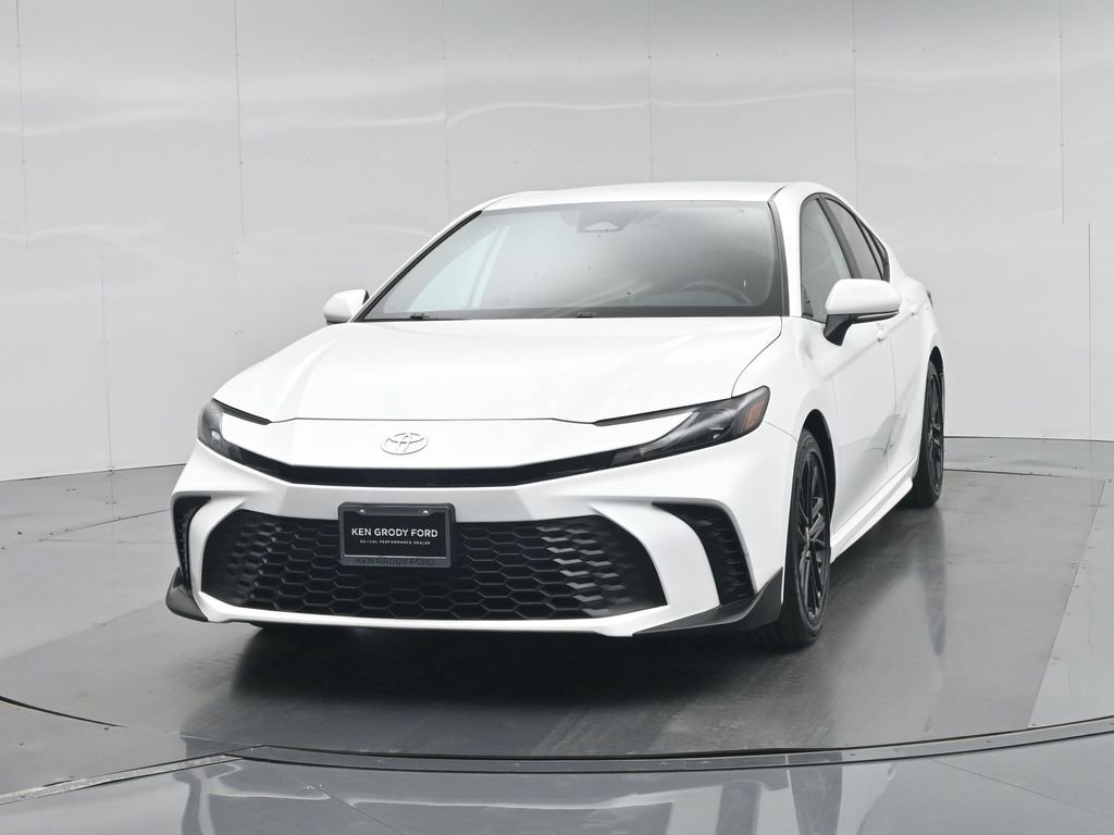 Used 2025 Toyota Camry SE FWD image 57