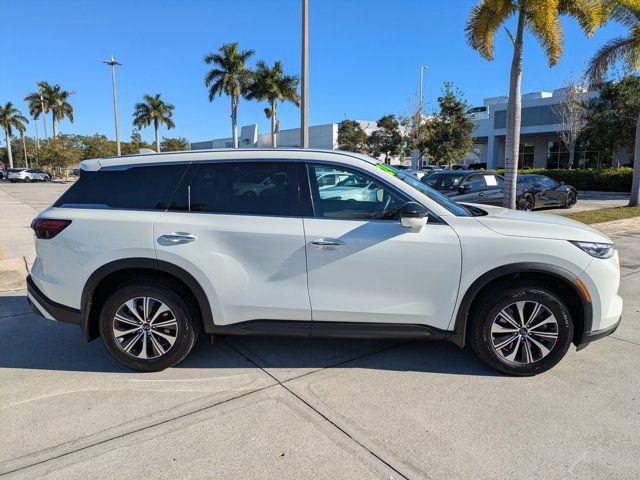 Used 2024 INFINITI QX60 Pure image 3