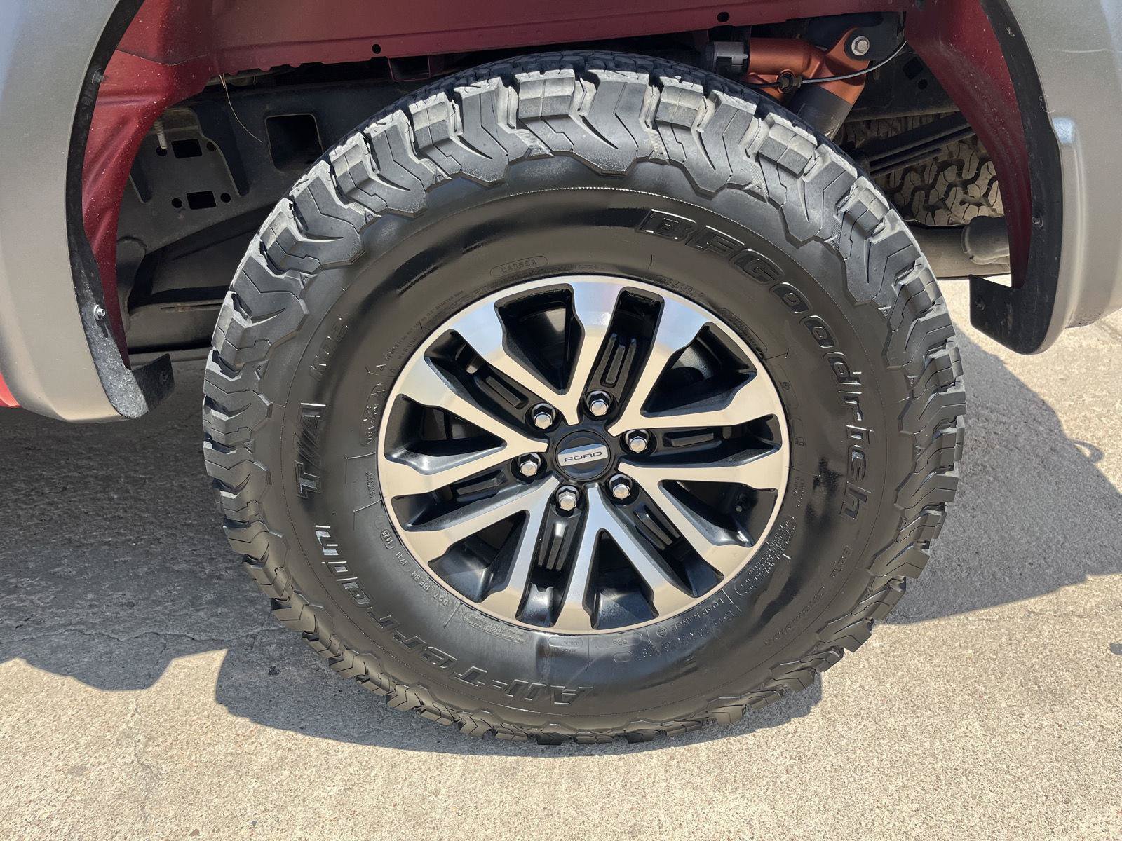 Certified 2020 Ford F150 Raptor w/ Equipment Group 802A Luxury AWD/4WD image 9