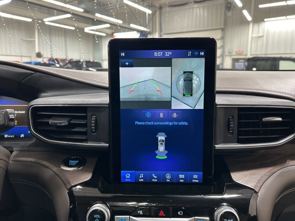 Certified 2023 Ford Explorer Platinum w/ Premium Technology Package image 21