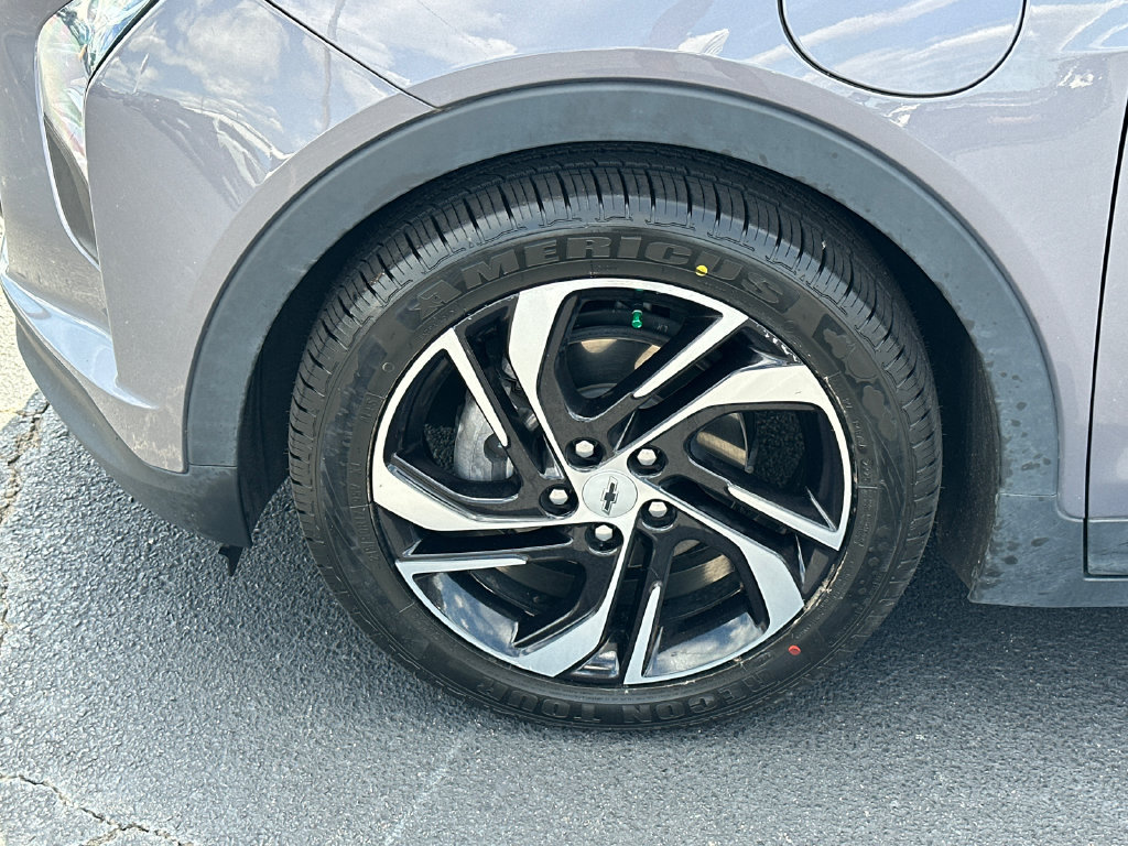 Used 2022 Chevrolet Bolt LT FWD image 11