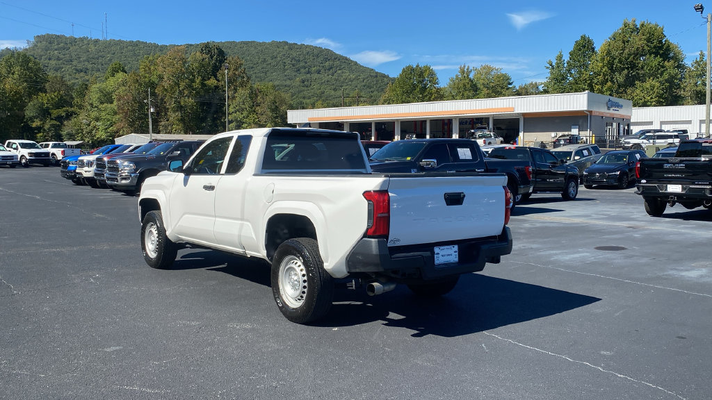 Used 2024 Toyota Tacoma SR RWD image 7