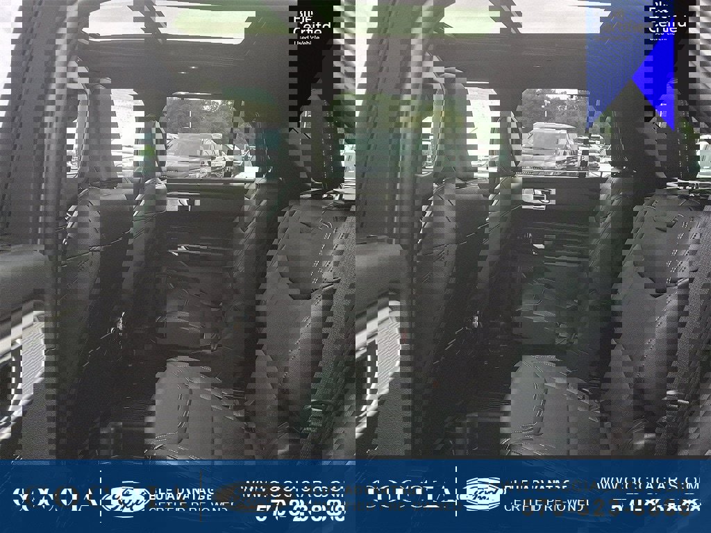 Certified 2021 Ford Explorer ST w/ Equipment Group 401A image 8