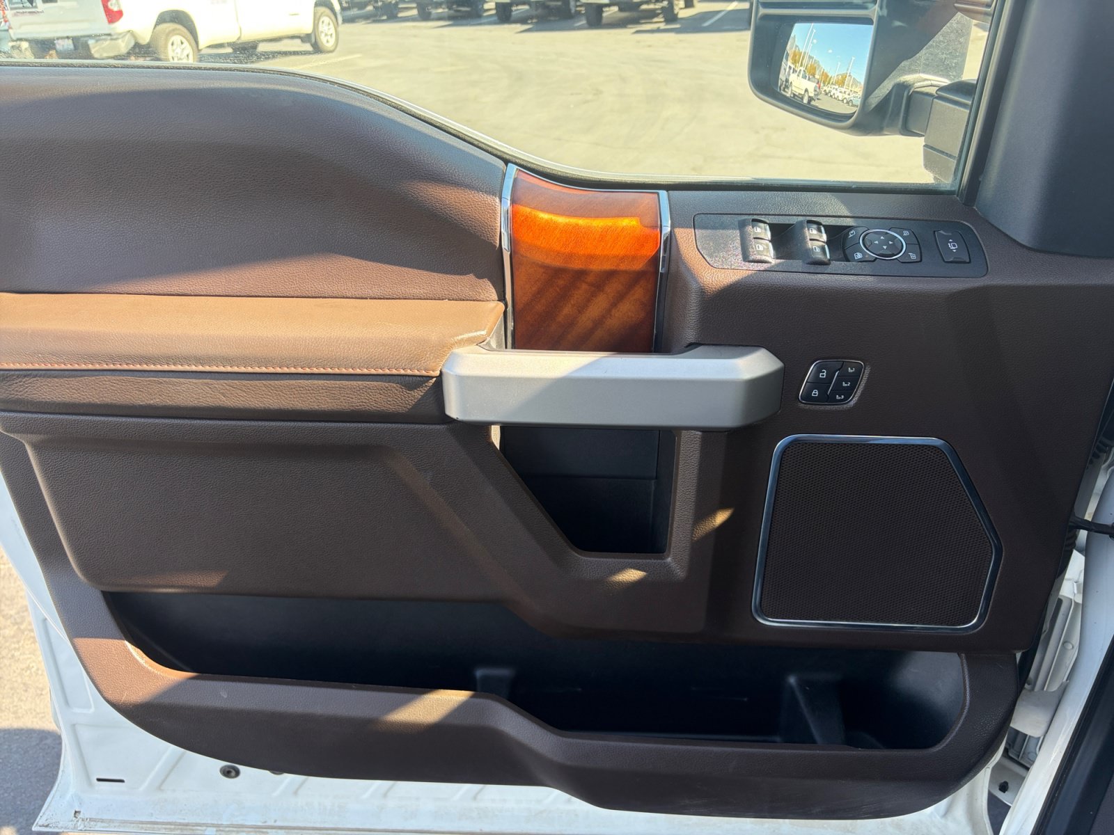 Certified 2022 Ford F350 King Ranch w/ King Ranch Ultimate Package AWD/4WD image 22