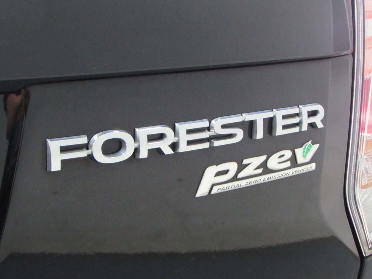 Used 2017 Subaru Forester 2.5i Limited AWD/4WD image 35