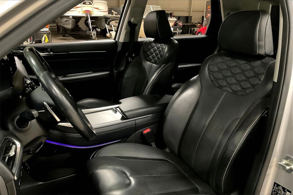 Used 2021 Hyundai Palisade Limited image 24