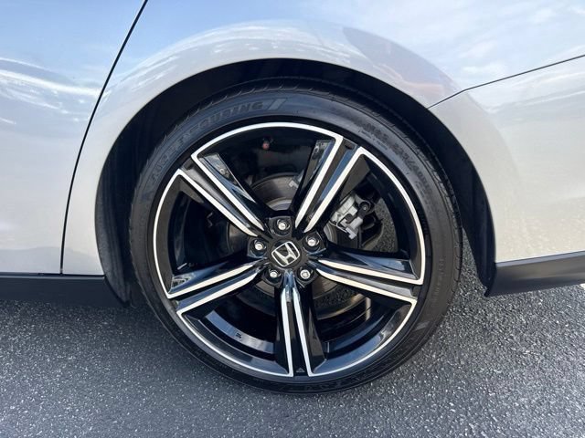Used 2023 Honda Accord Sport image 10