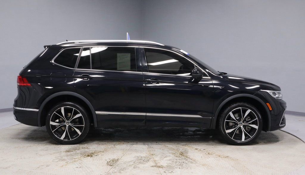 Used 2024 Volkswagen Tiguan SEL R-Line image 6