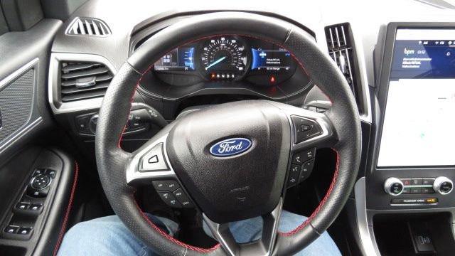 Certified 2022 Ford Edge ST-Line image 21