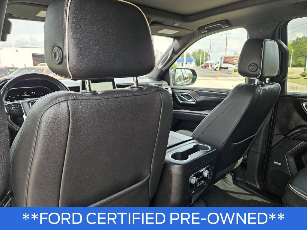 Used 2023 GMC Yukon XL SLT AWD/4WD image 22