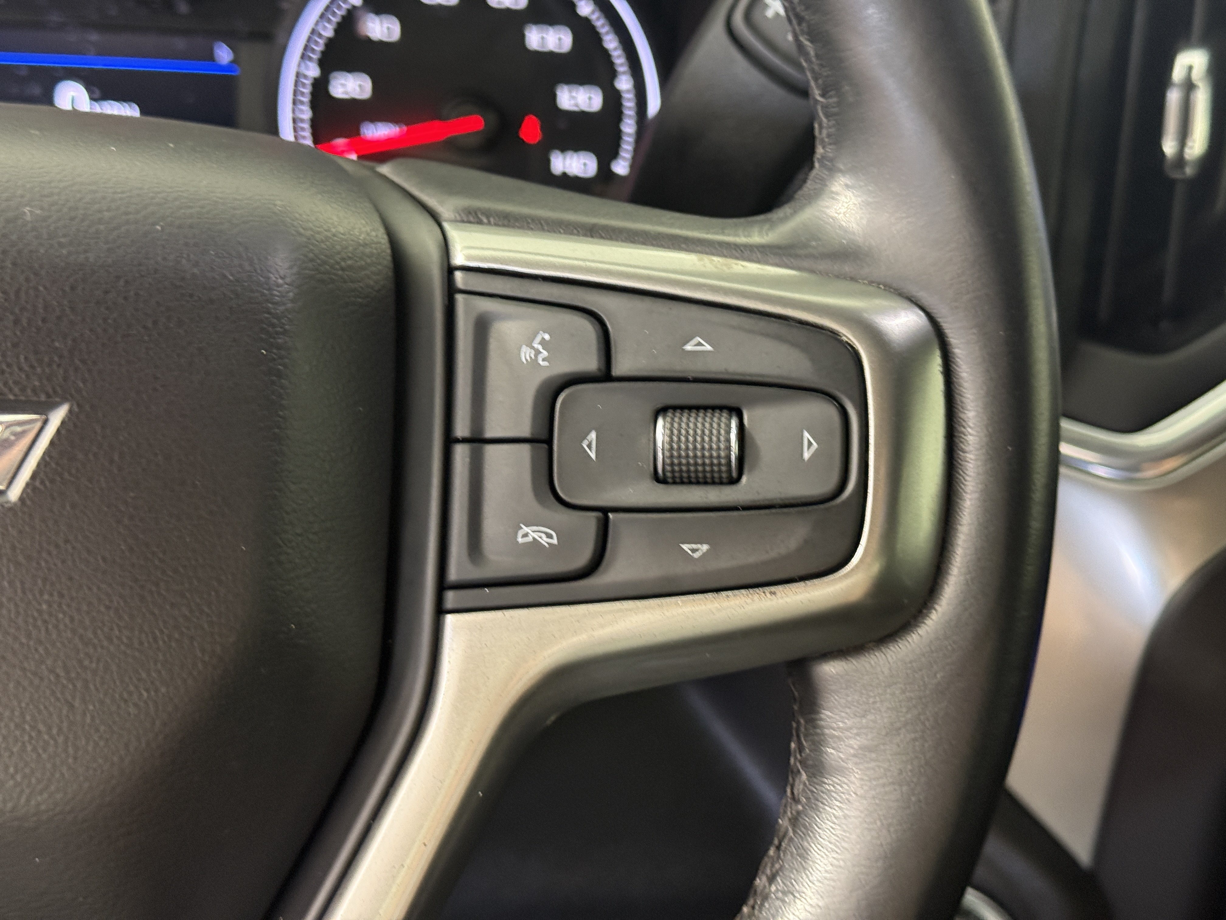 Used 2020 Chevrolet Silverado 1500 LT Trail Boss AWD/4WD image 23