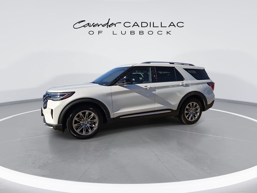 Certified 2025 Ford Explorer Platinum RWD image 5