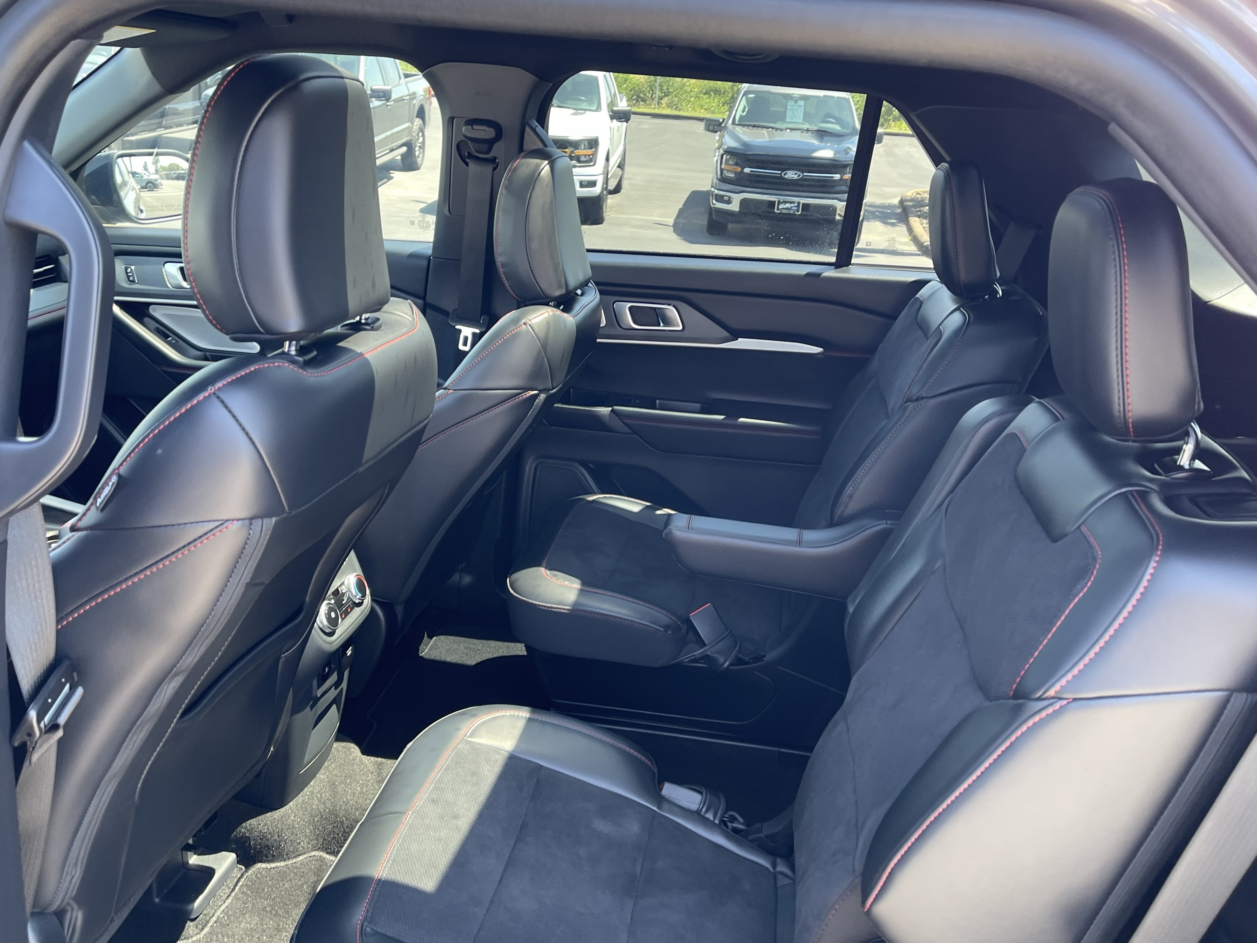 Certified 2025 Ford Explorer ST w/ Sun And Sound Package AWD/4WD image 11