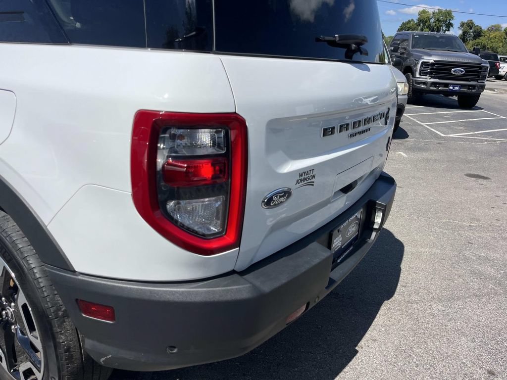 Certified 2024 Ford Bronco Sport Outer Banks w/ Tech Package AWD/4WD image 14