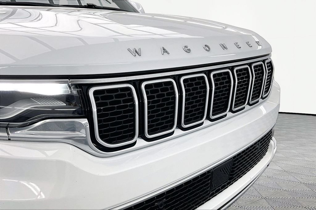 Used 2022 Jeep Wagoneer Series II AWD/4WD image 29