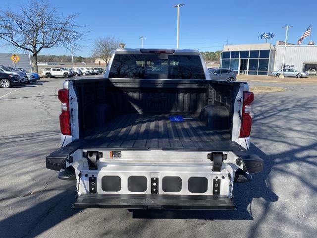 Used 2025 Chevrolet Silverado 1500 High Country image 9