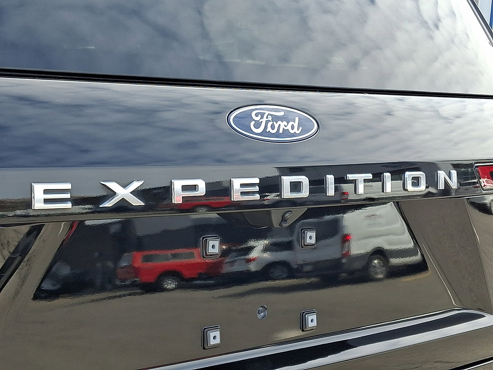 Certified 2025 Ford Expedition Max Platinum w/ Driver's Package image 30