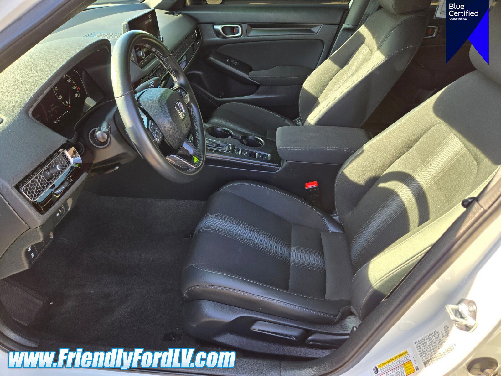 Used 2023 Honda Civic Sport image 9