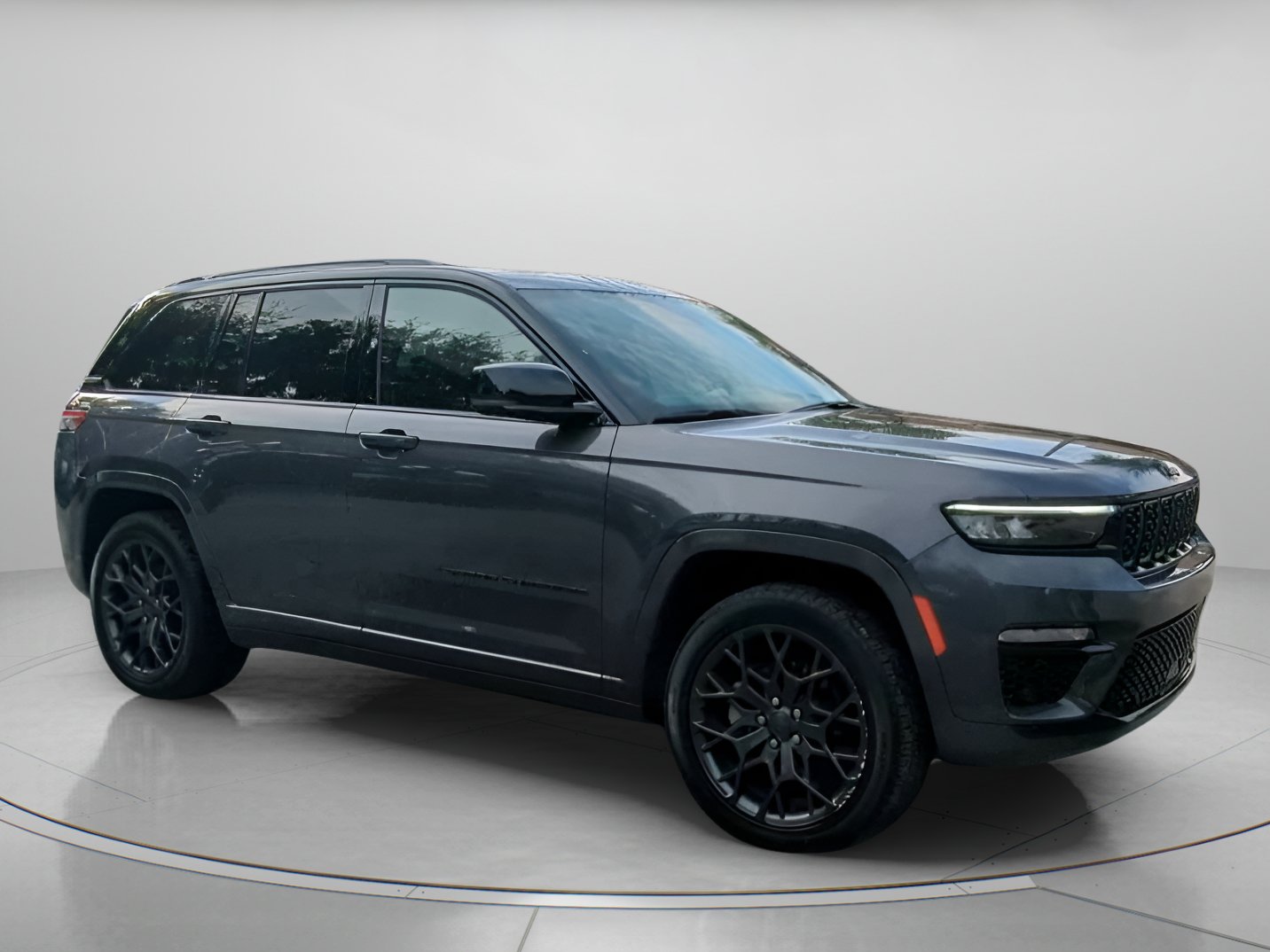 Used 2025 Jeep Grand Cherokee Summit w/ Obsidian Package AWD/4WD image 36