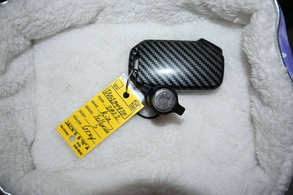 Used 2022 Kia Telluride S AWD/4WD image 22