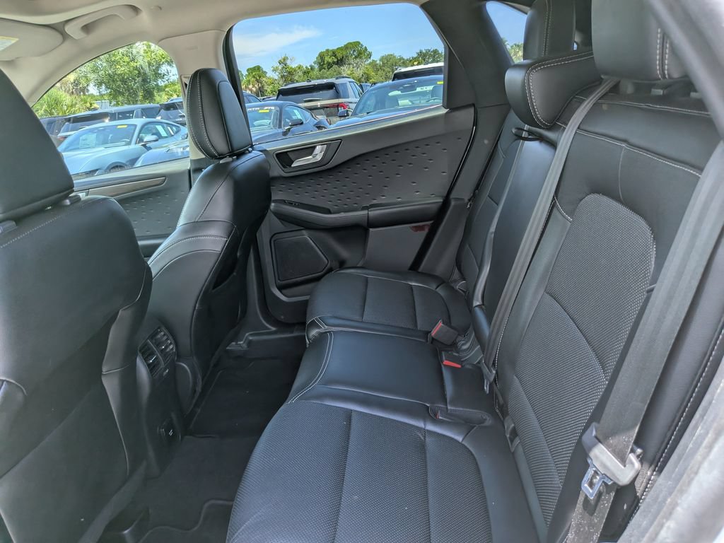 Certified 2020 Ford Escape Titanium w/ Titanium Premium Package 2.0 FWD image 22