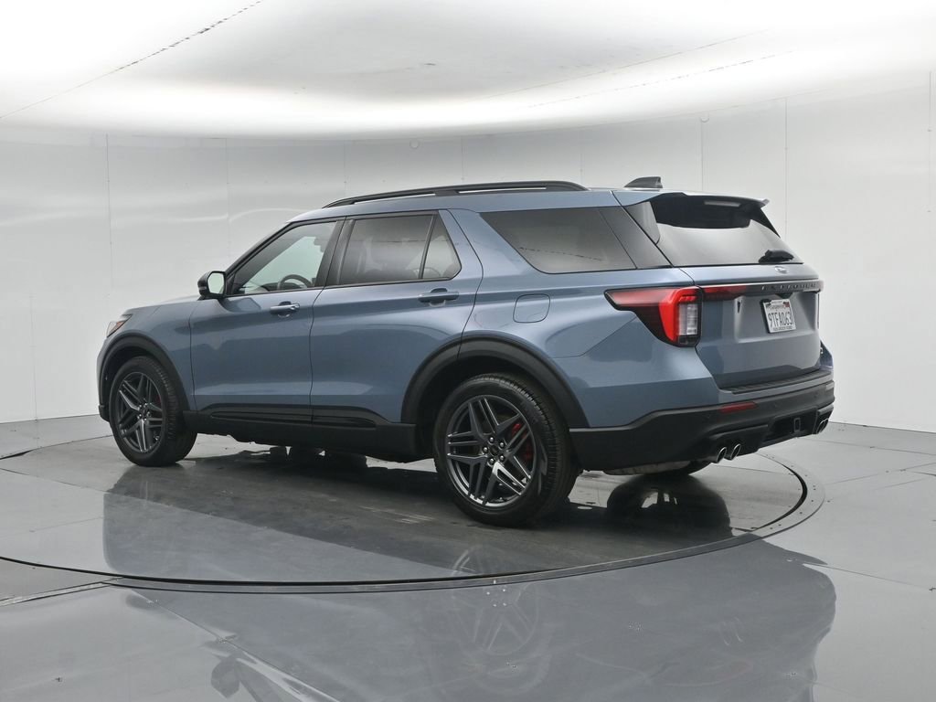 Certified 2025 Ford Explorer ST w/ Sun And Sound Package AWD/4WD image 7