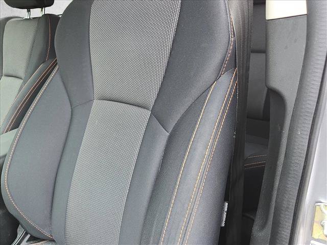 Used 2020 Subaru Crosstrek 2.0i Premium w/ Moonroof Package 2 AWD/4WD image 13