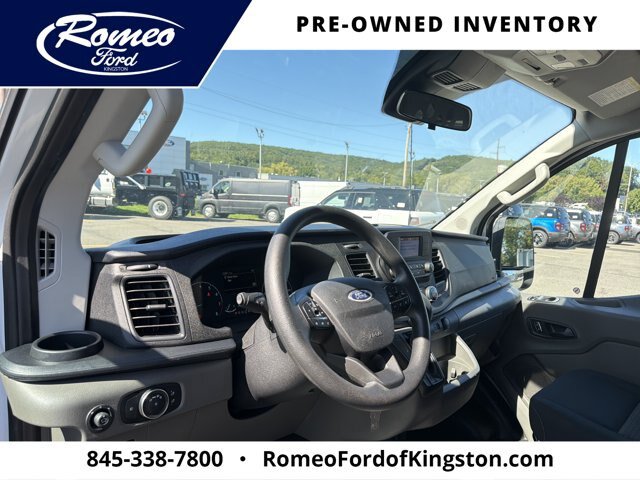 Certified 2025 Ford Transit 250 Low Roof w/ Exterior Upgrade Package RWD image 5