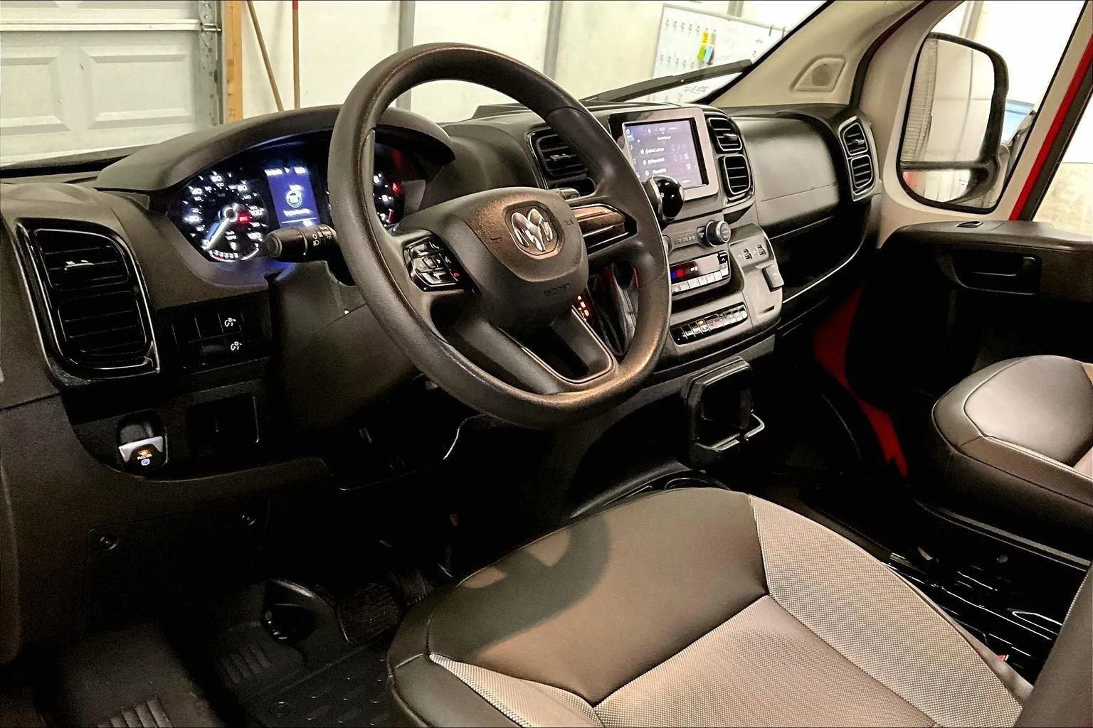 Used 2022 RAM ProMaster 2500 w/ Lane Management Group image 12