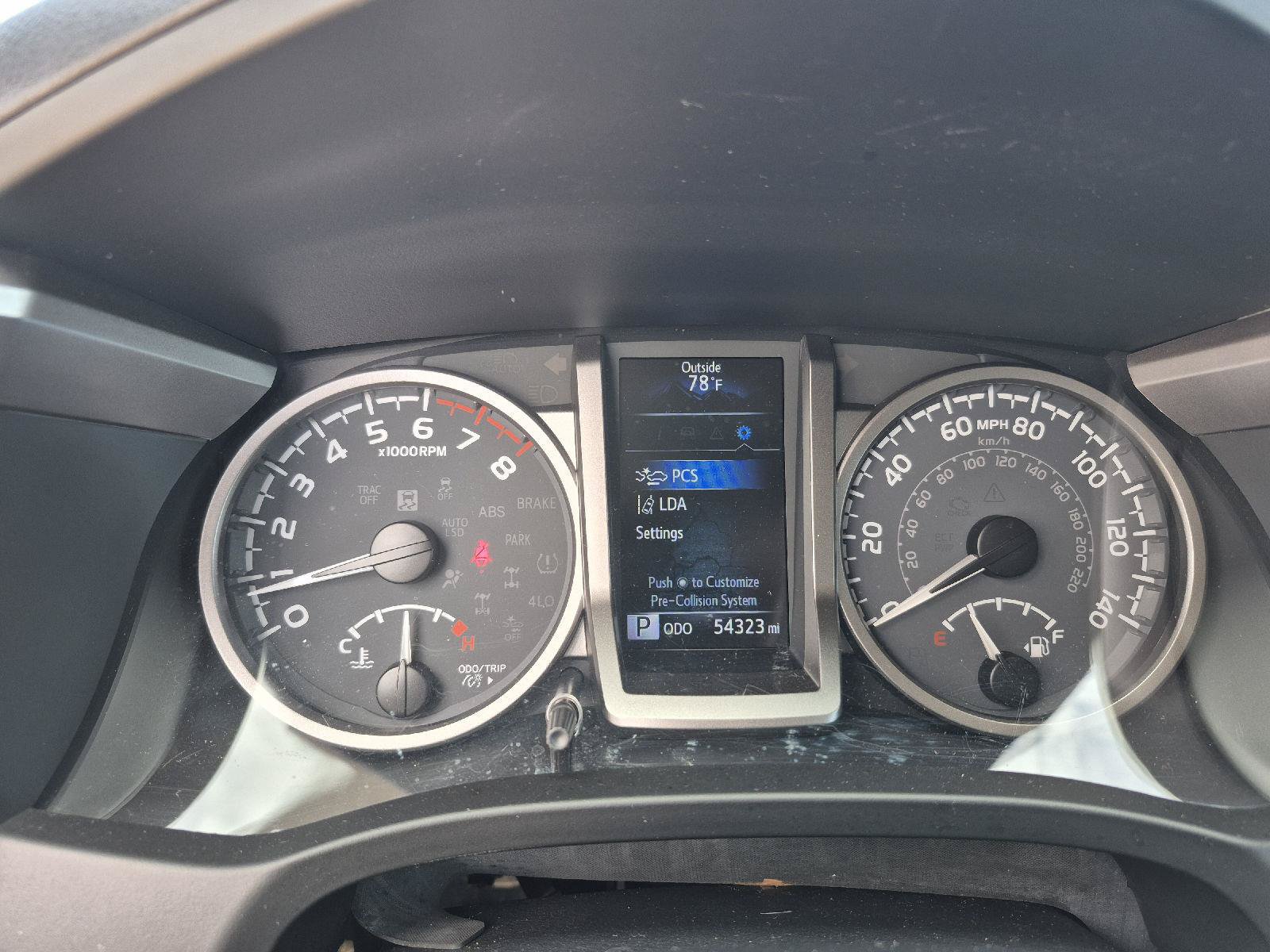 Used 2022 Toyota Tacoma SR5 RWD image 3