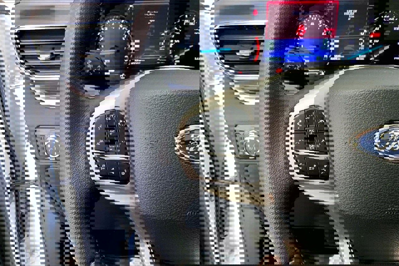 Certified 2023 Ford Explorer XLT w/ Equipment Group 202A image 21