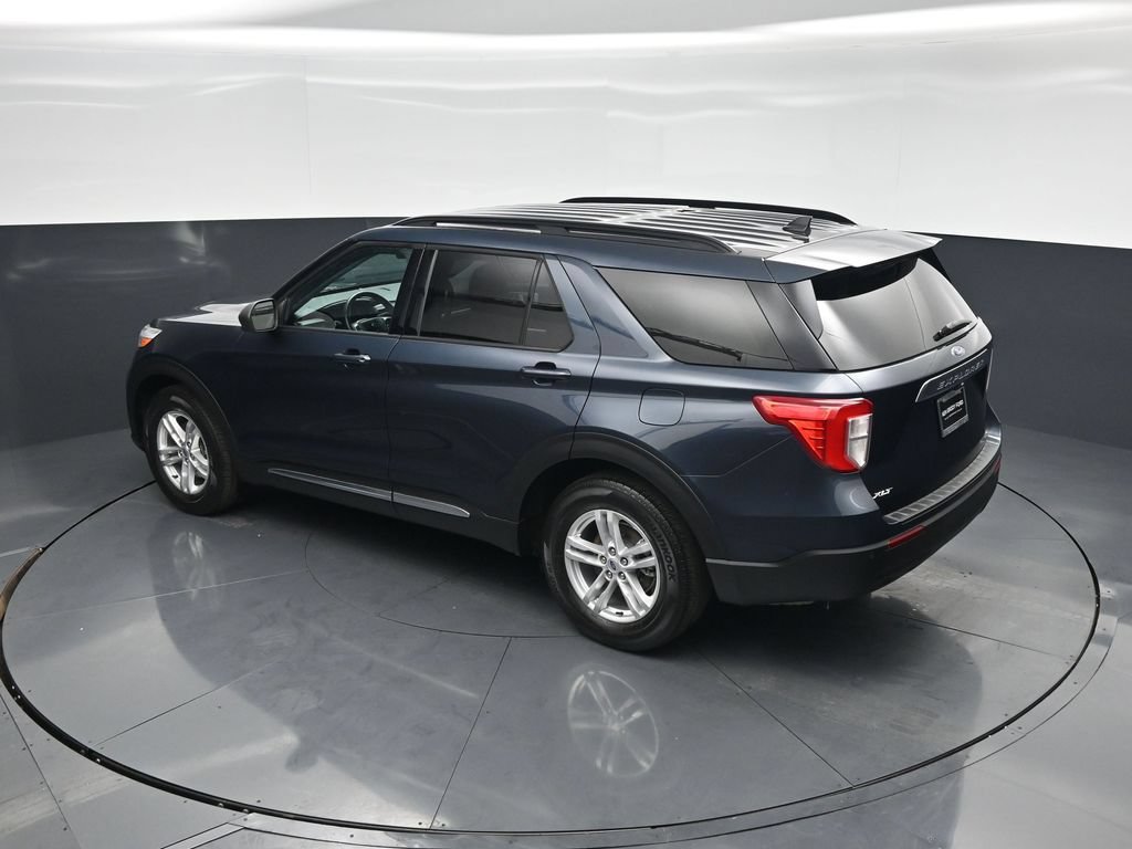 Certified 2023 Ford Explorer XLT RWD image 40