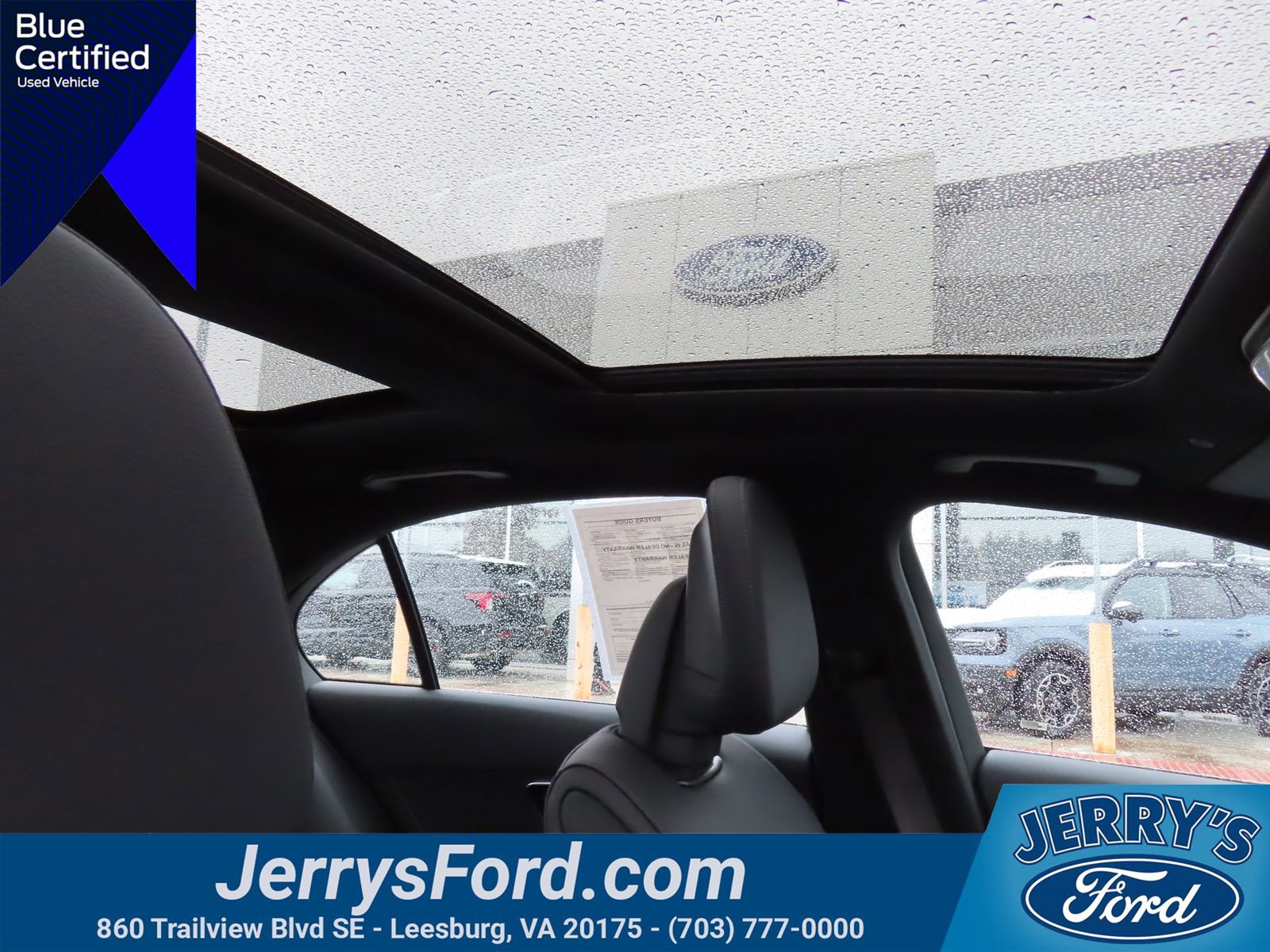 Used 2025 Mercedes-Benz C 300 4MATIC Sedan image 35