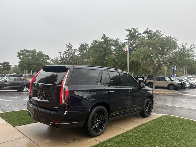 Used 2021 Cadillac Escalade Sport w/ Driver Assist Tech Package AWD/4WD image 4