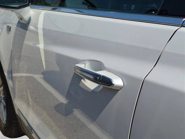 Used 2023 Cadillac XT5 Premium Luxury AWD/4WD image 15