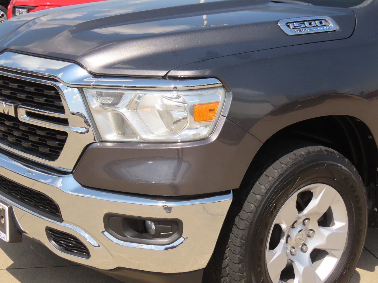 Used 2023 RAM 1500 Big Horn AWD/4WD image 3