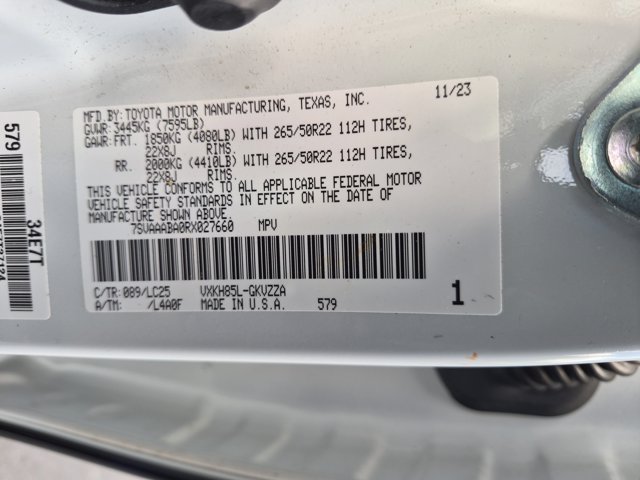 Used 2024 Toyota Sequoia Capstone AWD/4WD image 40