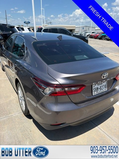 Used 2023 Toyota Camry LE FWD image 3