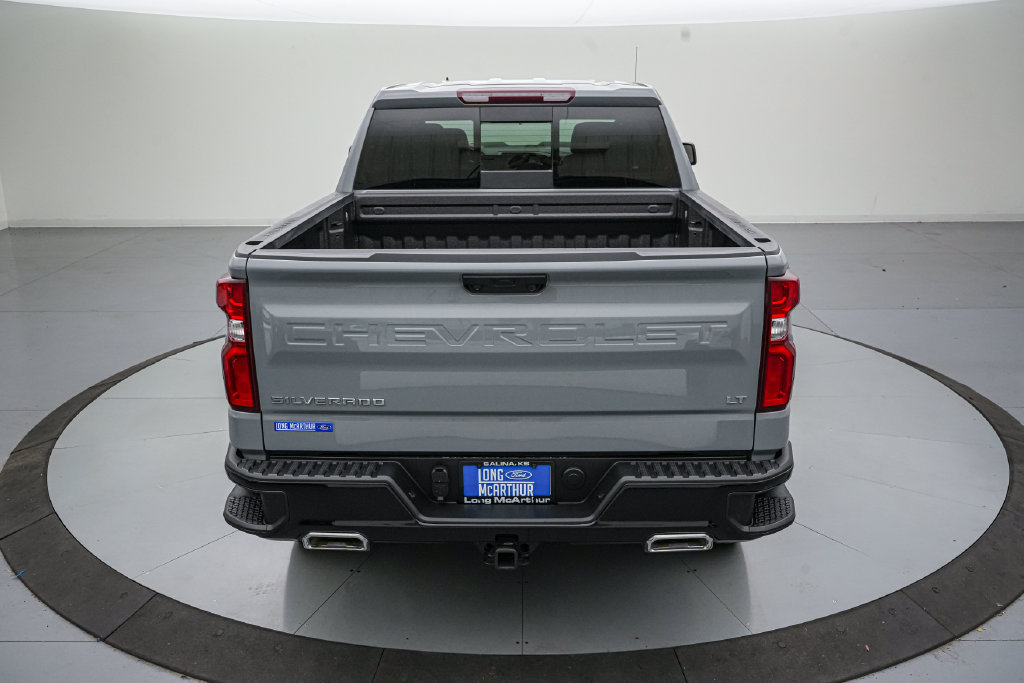 Used 2024 Chevrolet Silverado 1500 LT Trail Boss w/ Convenience Package II AWD/4WD image 5