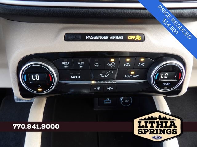 Certified 2021 Ford Escape SE w/ SE Sport Appearance Package image 16