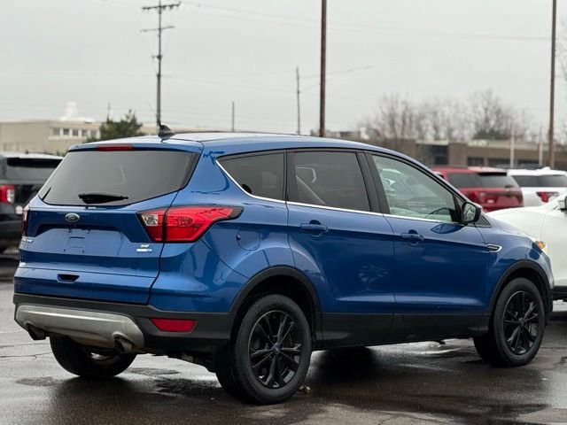 Certified 2019 Ford Escape SE image 40
