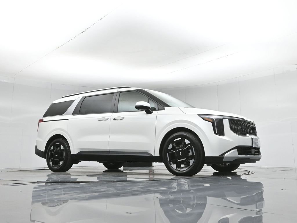 Used 2025 Kia Carnival EX image 53