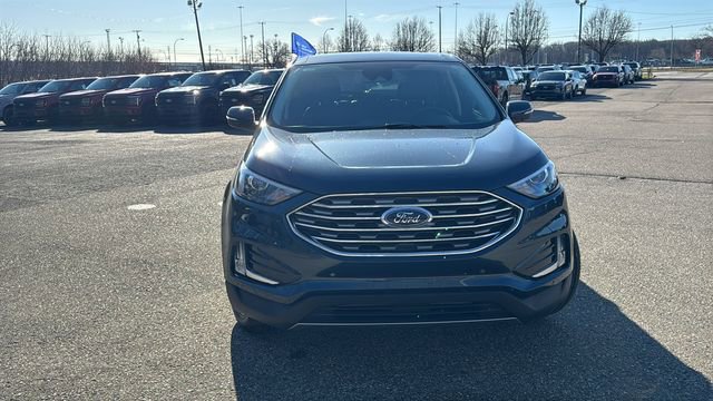 Certified 2024 Ford Edge Titanium AWD/4WD image 29