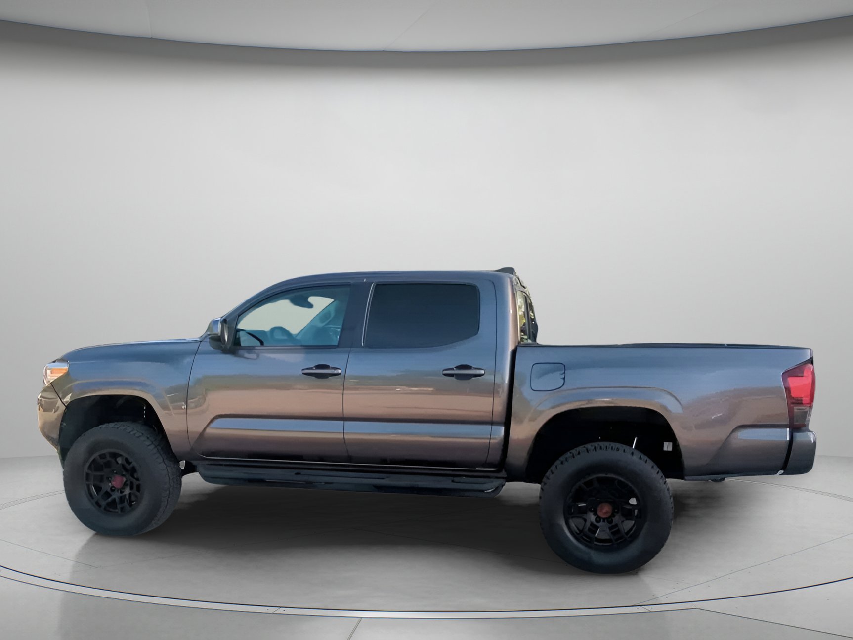 Used 2022 Toyota Tacoma SR RWD image 17