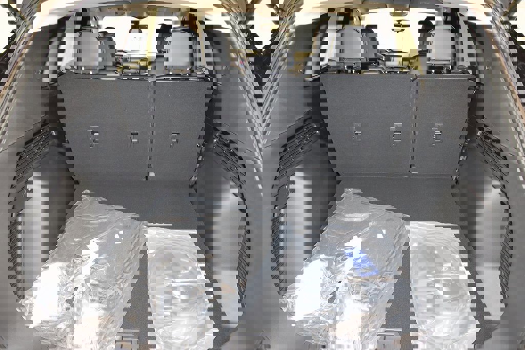 Certified 2024 Ford Escape SE image 65