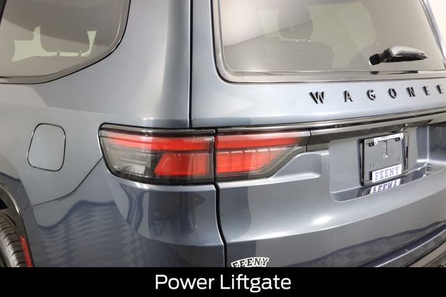 Used 2024 Jeep Wagoneer Series II AWD/4WD image 31